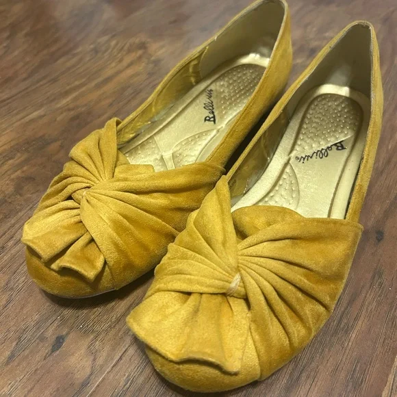 Mustard Yellow Microsuede Ballet Flats Like New - Picture 10 of 10
